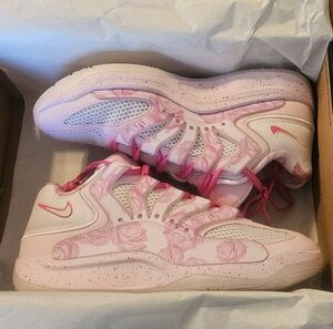 Nike Pink and White Women's Sneakers